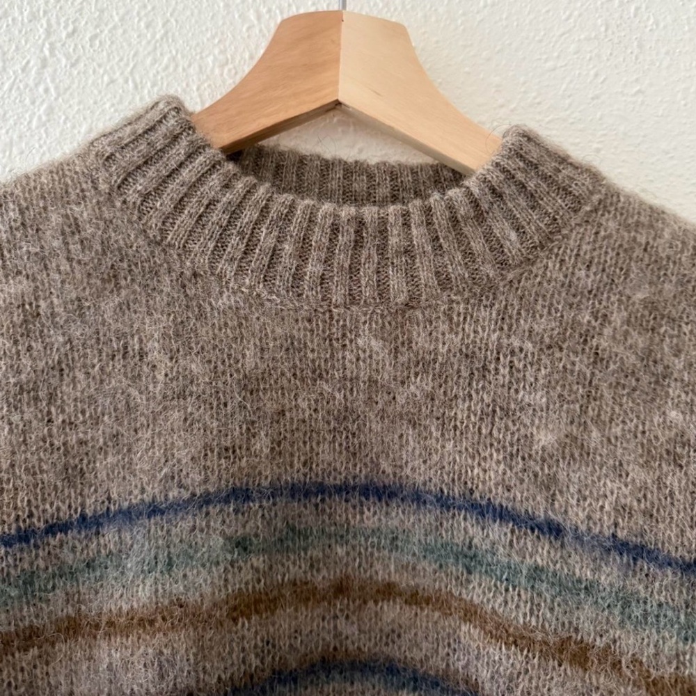 Vintage fair isle wool or wool blend chunky knit crewneck sweater - Picture 2 of 8